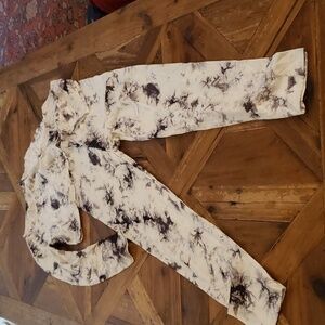 Soly Hux 2 pc tye dye outfit size 8